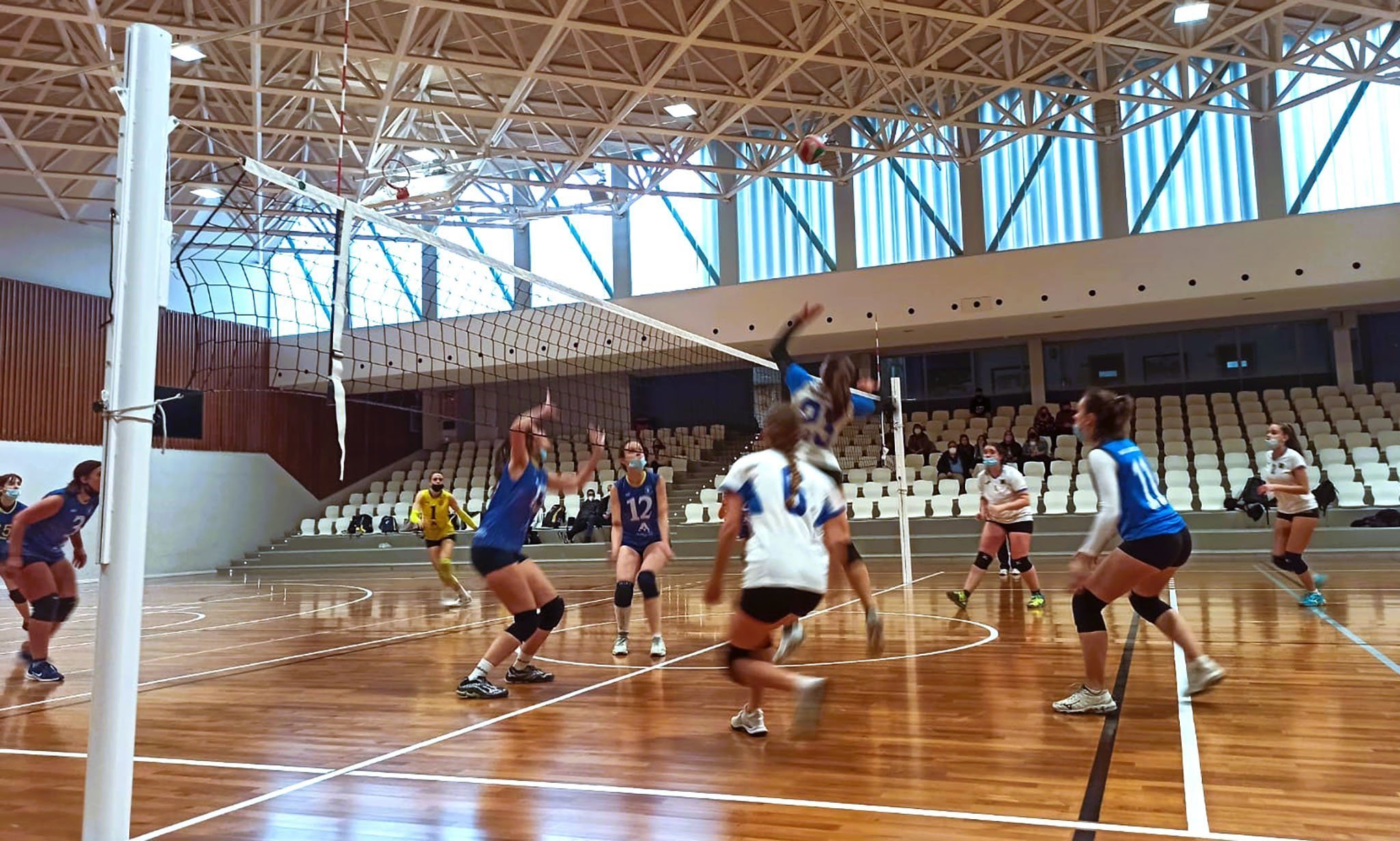 El equipo Sénior Voleibol se proclaman campeones de liga